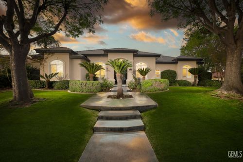 12700 Thronwood Drive, Bakersfield, CA, 93311 | Card Image