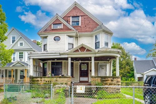 1203 Norwood Rd, Cleveland, OH, 44103-1552 | Card Image