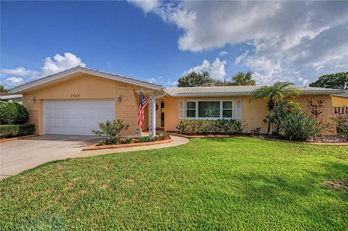 2424 Fairbanks Dr, CLEARWATER, FL, 33764-2812 | Card Image