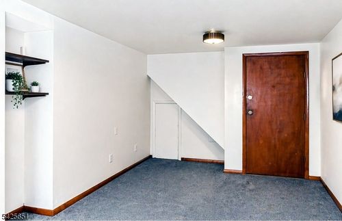 1-92 Troast St, Hackensack, NJ, 07601-5338 | Card Image