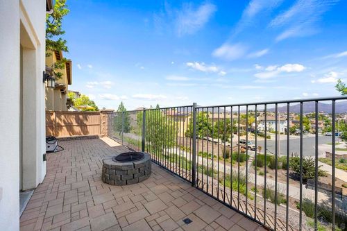 4-1733 Cripple Creek Dr, Chula Vista, CA, 91915-2377 | Card Image