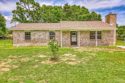 2842 Godwin Ln, House other with 3 bedrooms, 2 bathrooms and null parking in Pensacola FL | Image 1