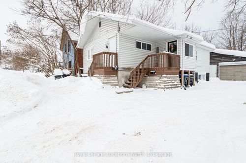 46 4th St, Midland, ON, L4R3S8 | Card Image