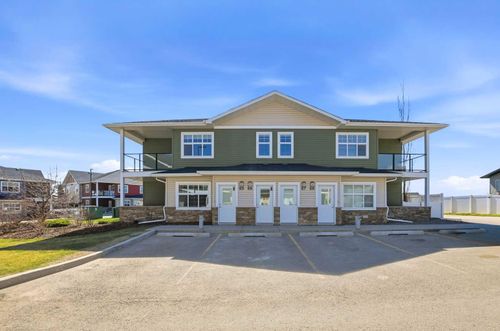 e6-5300 Vista Trail, Blackfalds, AB, T4M0L8 | Card Image