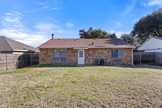 618 Live Oak Dr, House other with 3 bedrooms, 2 bathrooms and null parking in Mansfield TX | Image 24