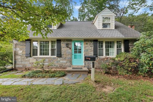 729 Stryker Ave, DOYLESTOWN, PA, 18901-4530 | Card Image