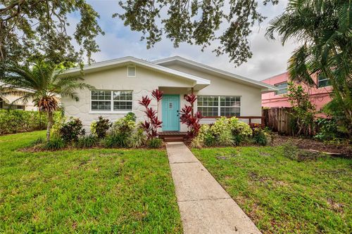 121 28th Ave N, ST PETERSBURG, FL, 33704-2932 | Card Image