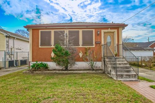 3019 Hamilton St, New Orleans, LA, 70118-2324 | Card Image