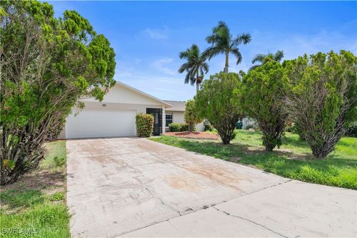 833 Sw 51st Ter, Cape Coral, FL, 33914-7030 | Card Image
