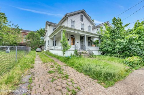 38 S Welles St, Wilkes Barre, PA, 18702-5102 | Card Image