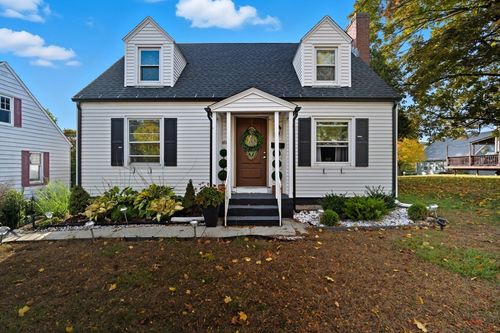 1682 N Main St, Palmer, MA, 01069-1033 | Card Image