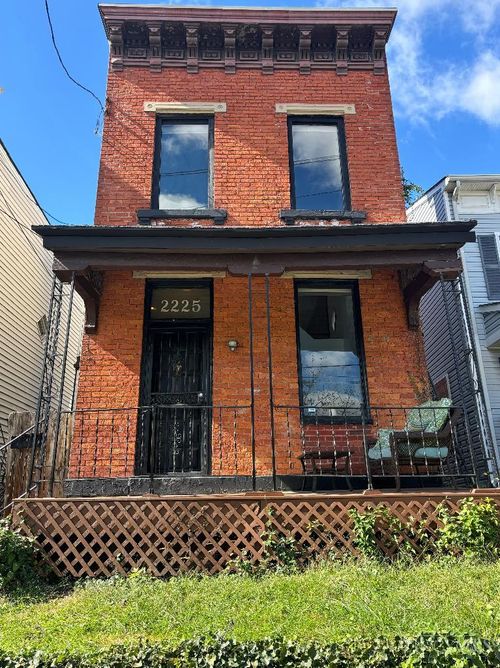 2225 Symmes St, Cincinnati, OH, 45206 | Card Image