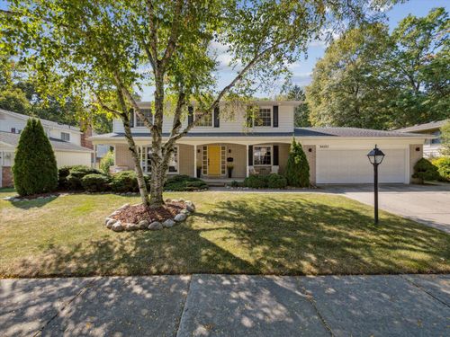 24157 Twin Valley Ct, Farmington, MI, 48336-2356 | Card Image