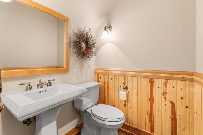 Half Bathroom | Image 38