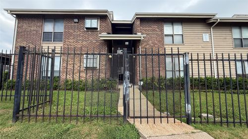 4-5750 Phoenix Dr, Dallas, TX, 75231-5208 | Card Image