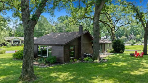 104 N Terrace Park Dr, BYRON, IL, 61010-9520 | Card Image