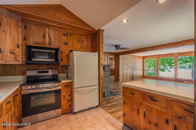 241 Kunkel Pt, House other with 2 bedrooms, 2 bathrooms and 4 parking in Mayfield NY | Image 27