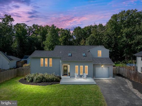 1004 Harbor Dr, ANNAPOLIS, MD, 21403-4227 | Card Image