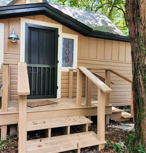 809 4th Ave, Gainesville, FL, 32601-5051 | Card Image