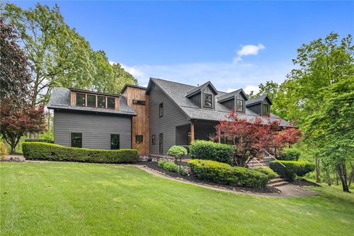 1 Saddleworth Pl, Bentonville, AR, 72712-4075 | Card Image