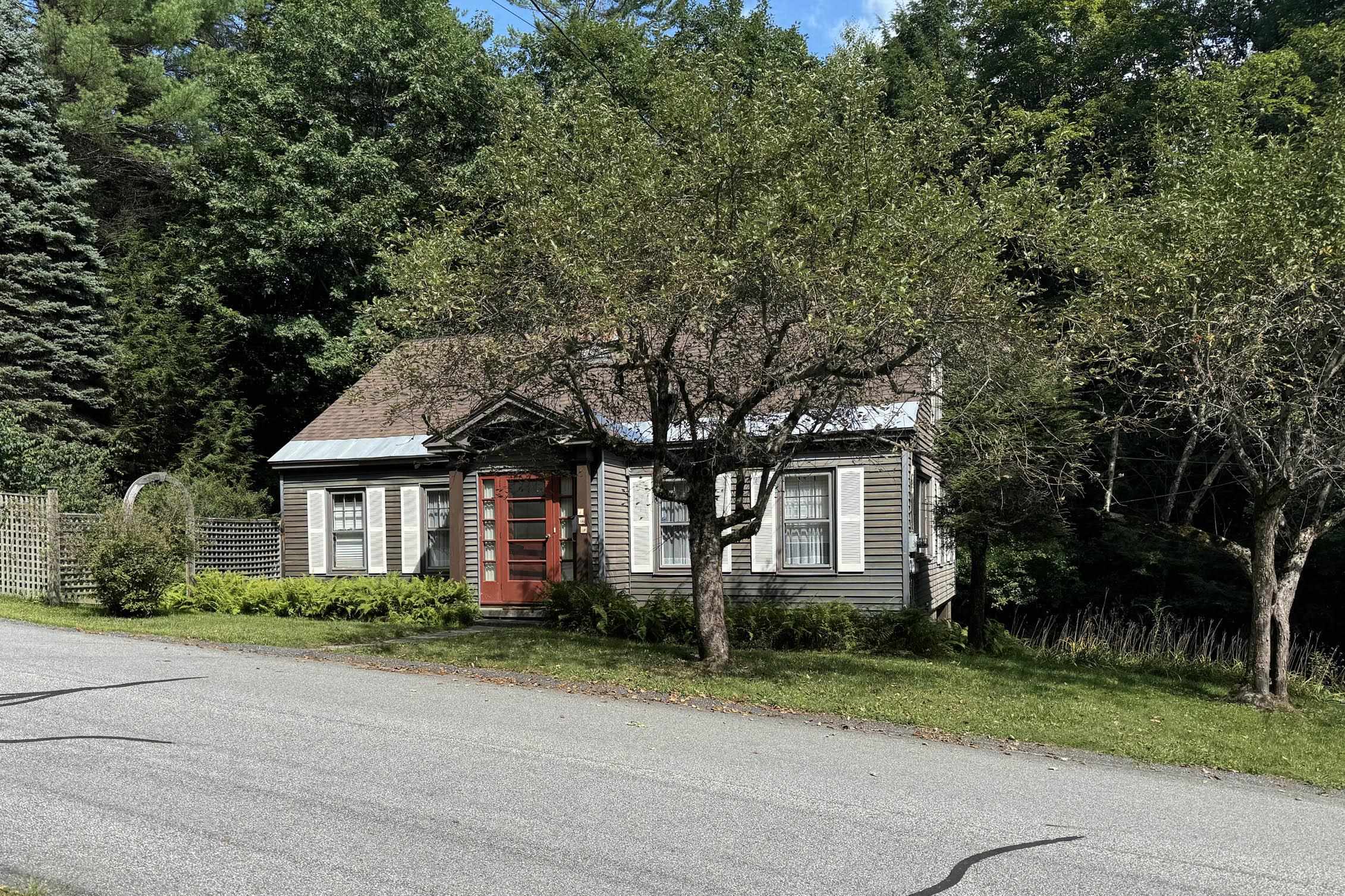 New England Dr, Brattleboro, VT 05301