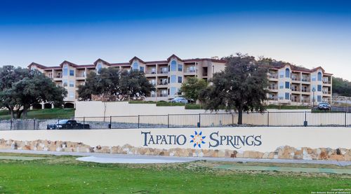 unit-111-20 Tapatio Dr E, Boerne, TX, 78006-5026 | Card Image