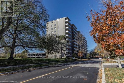 401-770 Hager Avenue, Burlington (Brant), ON, L7S1X1 | Card Image