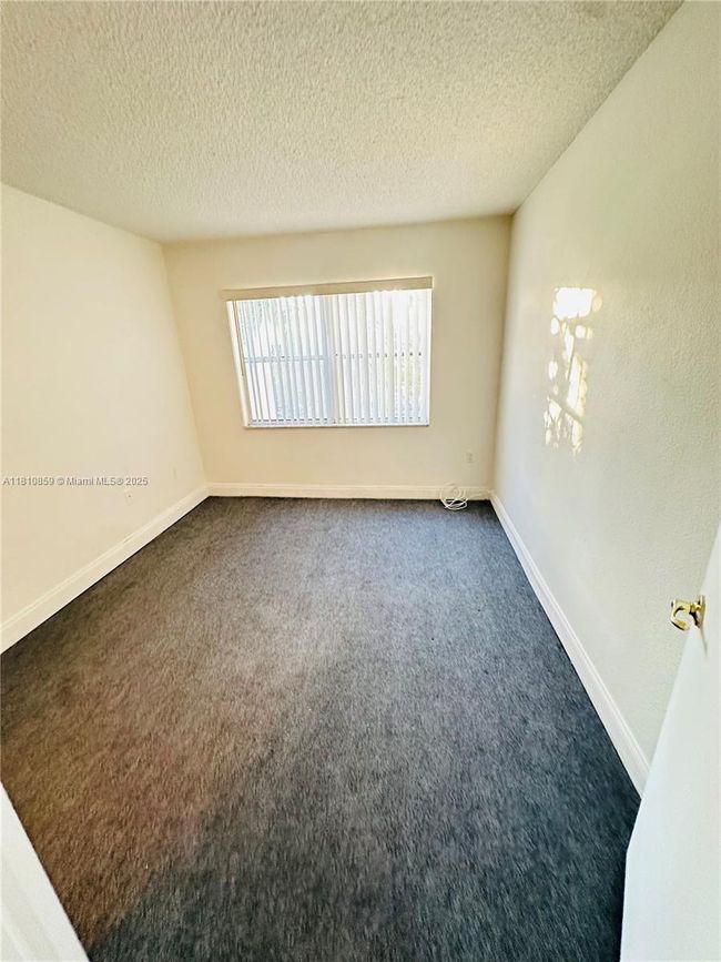 APT-308 - 4205 N University Dr, Condo with 2 bedrooms, 2 bathrooms and null parking in Sunrise FL | Image 12