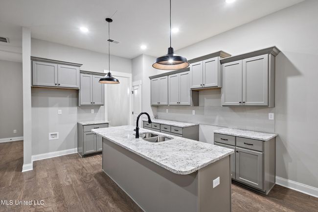 Kitchen | Image 13