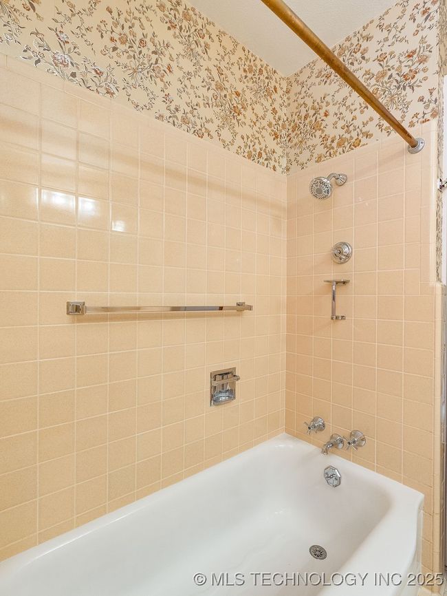 121 W 17 Th St, House other with 3 bedrooms, 3 bathrooms and null parking in Ada OK | Image 53
