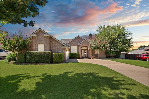 111 Honeysuckle Dr, Justin, TX, 76247-5804 | Card Image