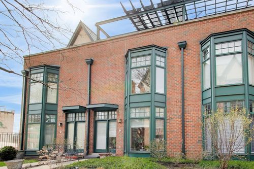 3-101 N Euclid Ave, Oak Park, IL, 60301-1439 | Card Image