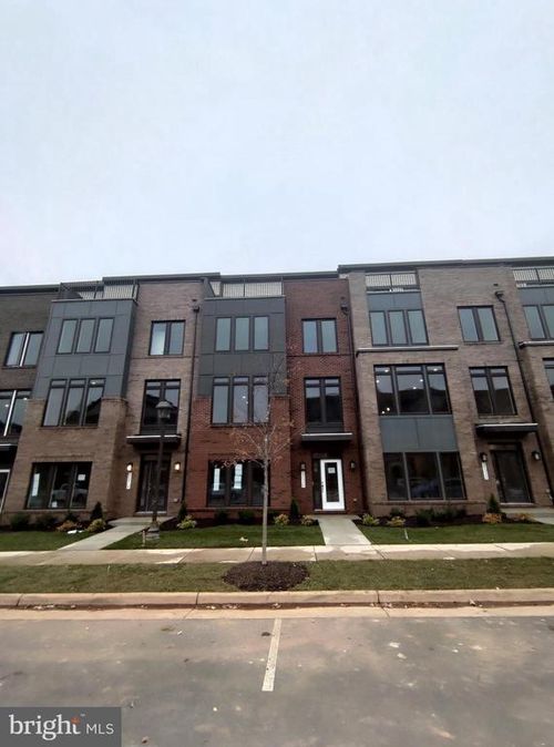 22520 Foundation Dr, ASHBURN, VA, 20148-7723 | Card Image