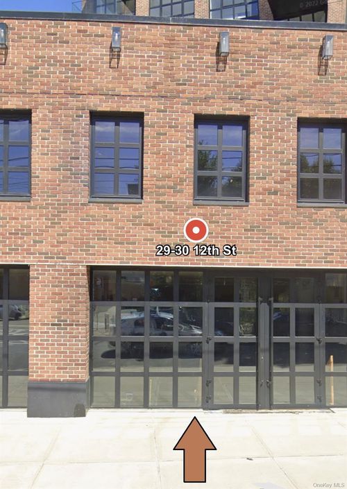 29 12th St, Astoria, NY, 11102-4018 | Card Image