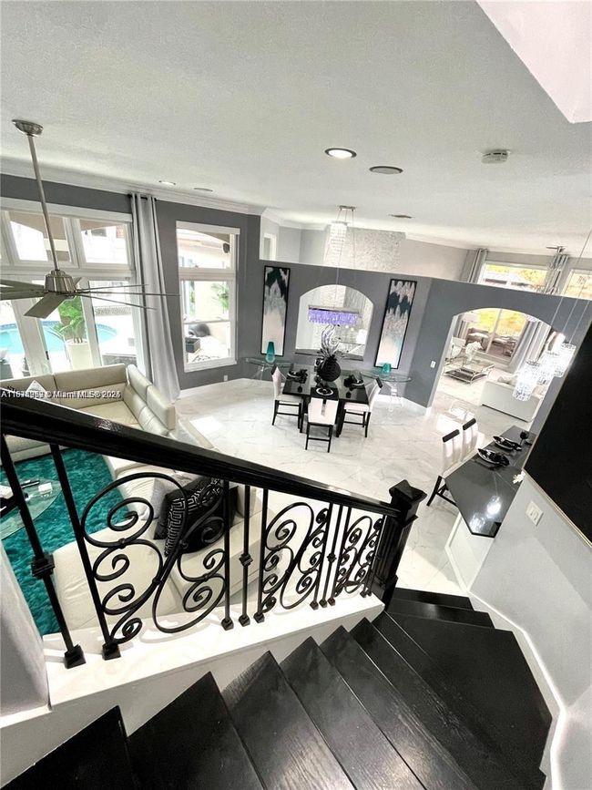 4248 Sw 185 Th Ave, House other with 7 bedrooms, 5 bathrooms and null parking in Miramar FL | Image 11