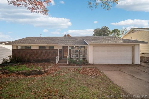 5856 22nd St, Tulsa, OK, 74114-2316 | Card Image