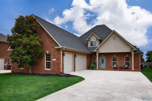 25826 Summerwood Dr, Madison, AL, 35756-5205 | Card Image