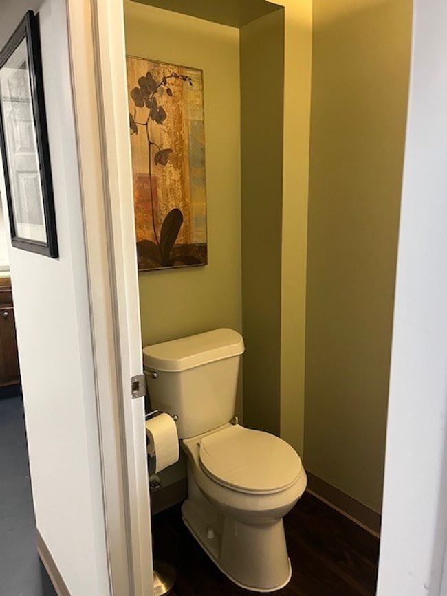 1/2 Bath | Image 28