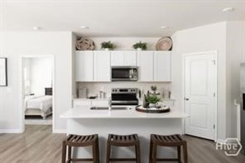 244 Green Meadow Dr, Bloomingdale, GA, 31302-9787 | Card Image