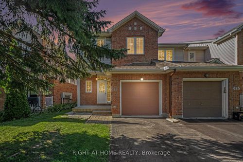 623 Wild Shore Cres, Gloucester, ON, K1V1T3 | Card Image