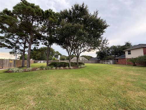 1212 Bay Area Blvd, League City, TX, 77573-3173 | Card Image