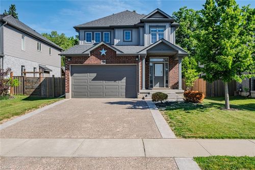273 Woodway Trail, Simcoe, ON, N3Y0C9 | Card Image