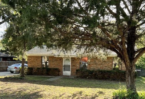 302 N Agnew St, Boyd, TX, 76023-3138 | Card Image