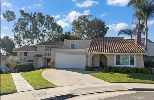 17172 Harbor Bluffs Cir, Huntington Beach, CA, 92649-4442 | Card Image