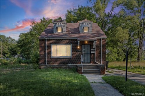 8101 Molena St, Detroit, MI, 48234-4089 | Card Image