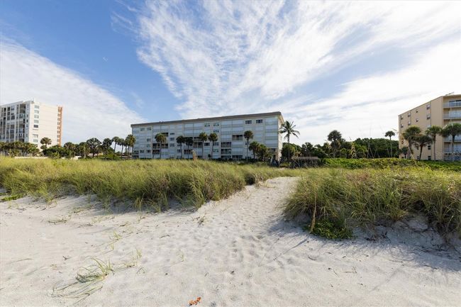 UNIT-408 - 4325 Gulf Of Mexico Dr, Condo with 2 bedrooms, 2 bathrooms and null parking in LONGBOAT KEY FL | Image 35