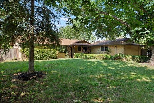 1018 Greenwich Dr, Chico, CA, 95926-3149 | Card Image
