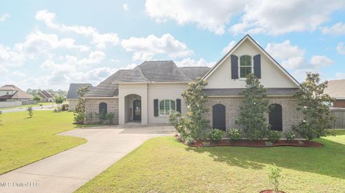 2939 Cypress Creek Dr, Diberville, MS, 39540-8621 | Card Image
