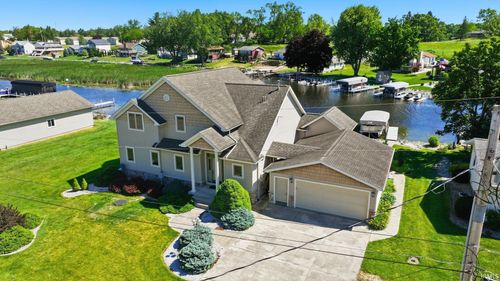 100 Lane 880 Lane 880 Snow Lk, Fremont, IN, 46737-9038 | Card Image