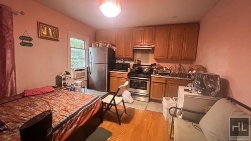 2-3322 Farragut Rd, Brooklyn, NY, 11210-2737 | Card Image